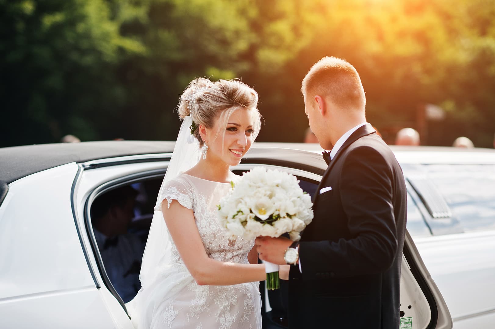 Private luxury car service — Orlando Airport Limousine Service